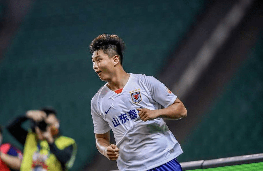 u8官网网页版包含赛地聚焦：中超清晨热度飙升，明尼苏达森林狼主帅复盘，悬念犹存，阵容厚度经受考验的词条